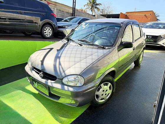 CHEVROLET CORSA 1.0 MPFI CLASSIC 8V GASOLINA 4P MANUAL CHEVROLET CORSA 1.0 MPFI CLASSIC 8V GASOLINA 4P MANUAL